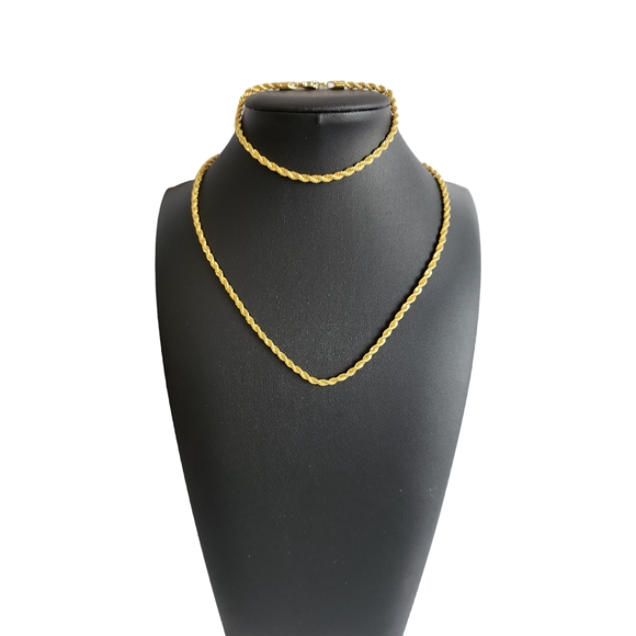 Gold Tone Necklace & Bracelet 2 Pc Set - Picture 5 of 9